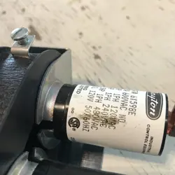 600 VAC RELAY