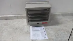 DAYTON 3UG73E 208/240VAC 270 CFM ELECTRIC WALL & CEILING UNIT HEATER (C)