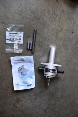 08900347 SCREW JACK