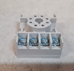 5X852N 8-PIN