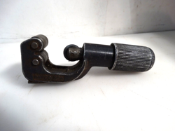 TUBING CUTTER PLUMBING