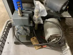 PUMP DUOSEAL