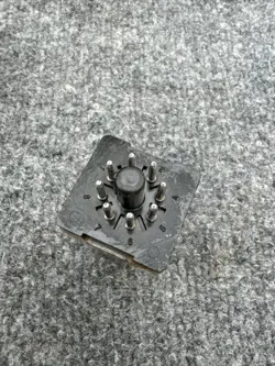 PURPOSE RELAY SOCKET