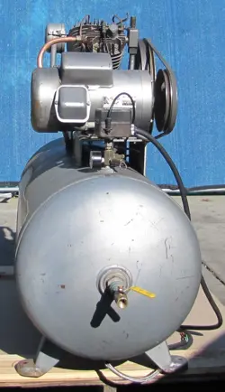 AIR TANK