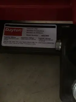 LIFT TRUCK