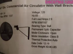 WITH WALL BRACKET