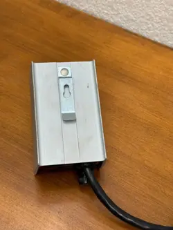 CONTROLLER FOR UNIVERSAL