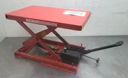 TABLE 550 LB