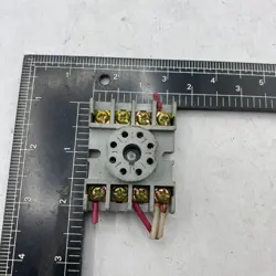 RELAY SOCKET 300V