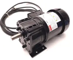 DAYTON 6Z821B AC GEARMOTOR 19.1:1 RATIO 1/6HP 100INLB 93RPM 5/8