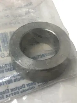 COLLAR 1