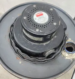 WET/DRY VACUUM