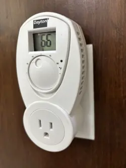 DAYTON 1UHG6 THERMOSTAT PLUG