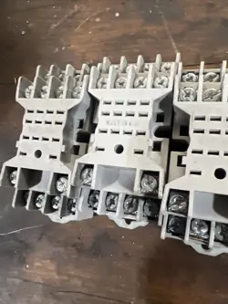 RELAY SOCKETS