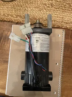 DC MOTOR 4Z140B