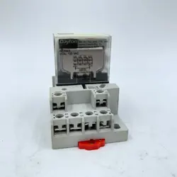RELAY SOCKET 120VAC