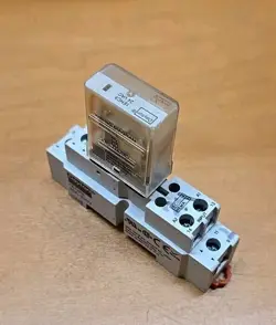 VOLTS PIN SPDT