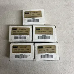 LOT OF 5 NEW DAYTON 5X852N RELAY SOCKETS 8-PIN 300V 10A