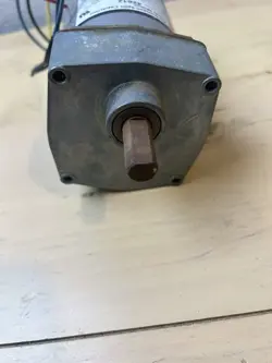 CAPACITOR GEARMOTOR