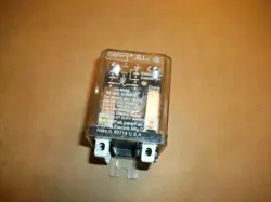 CUBE RELAY 1A490M