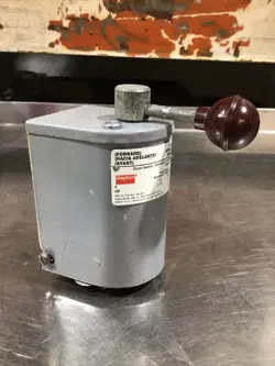 DAYTON 5DJN4 REVERSING DRUM SWITCH
