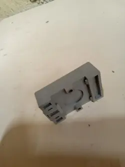 300VAC