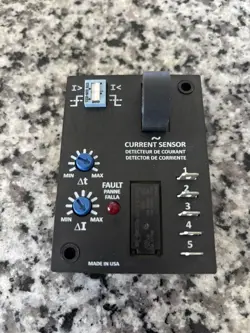 INPUT: 24V AC/DC