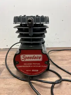 PISTON COMPRESSOR