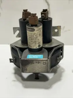 3X752E DISPLACEMENT RELAY