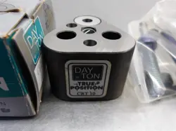 LOCK PUNCH RETAINER