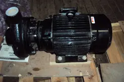 CENTER DISCHARGE PUMP:
