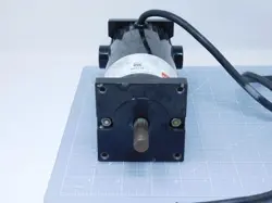 DAYTON 4Z528B