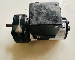 DAYTON GEAR MOTOR-1L528