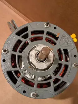 6K403