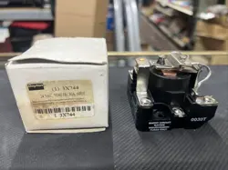 50/60 HZ 30AMP