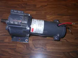 VOLT DC GEARMOTOR