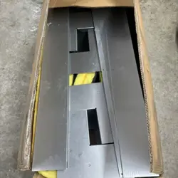 CURB WITH ADJUSTABLE