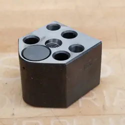TOOL RETAINER