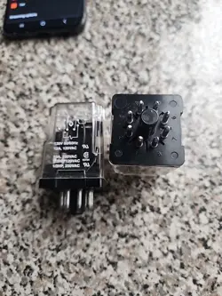 10A 120V