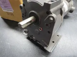 90 VDC