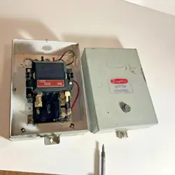 W/ENCLOSURE D540