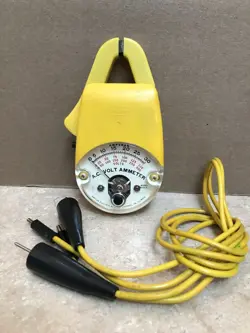 CABLES AND BOX