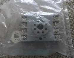 BASE SOCKET 10