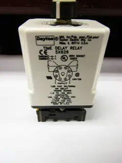 DAYTON TIME DELAY RELAY 5X829