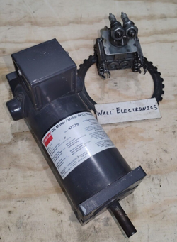 DAYTON 4Z529 DC MOTOR = NEW OLD STOCK =