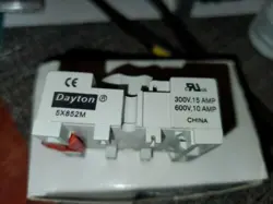DAYTON 5X852M RELAY SOCKET