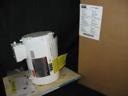 DAYTON 1TTA4  1 HP, 3520 RPM, 230/460V WASH DOWN MOTOR 56C FR, 1TTA4BH -NEW-