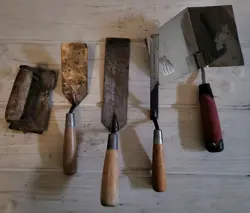 TROWEL