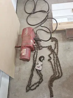 HOIST FOR