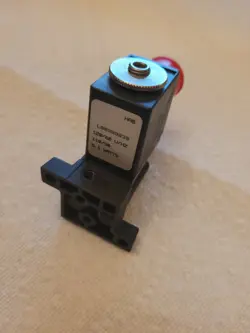 100